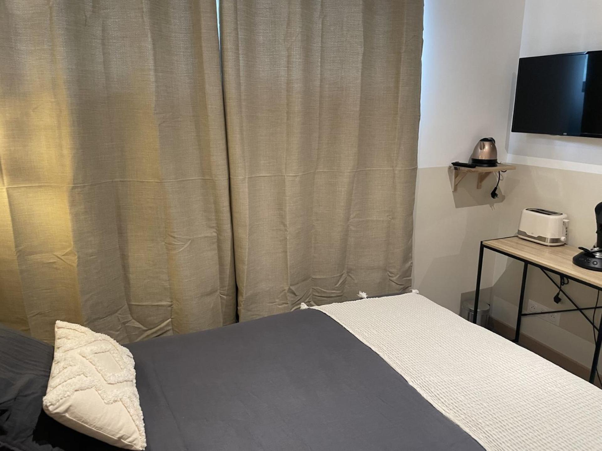 Appartamento Côté Nuit Capestang Esterno foto